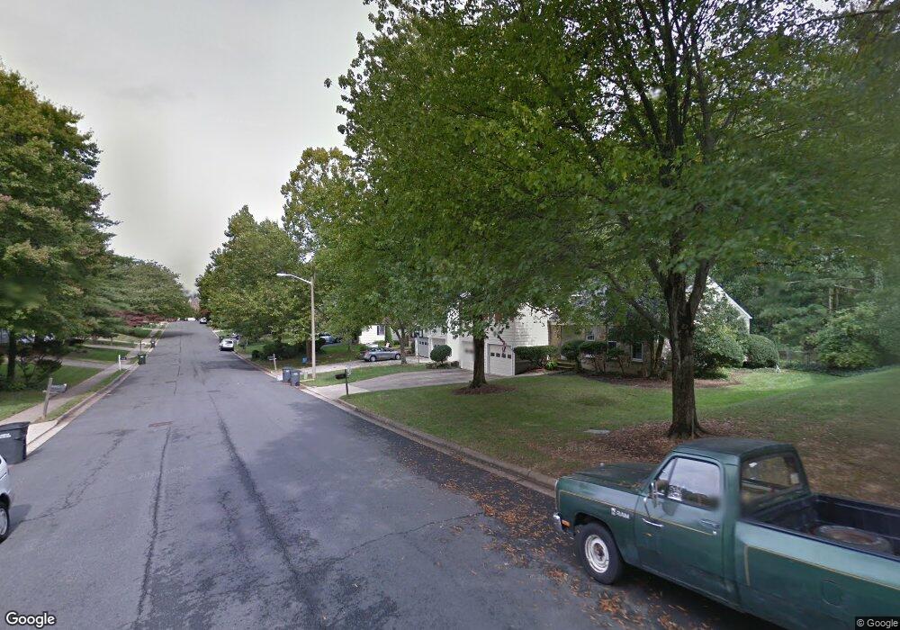 9350 Tovito Dr unit 37071397, Fairfax, VA 22031 - photo 1