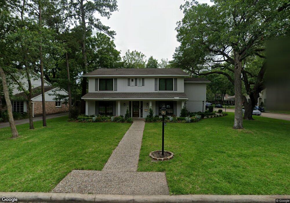 13607 Perthshire Rd, Houston, TX 77079 - photo 1