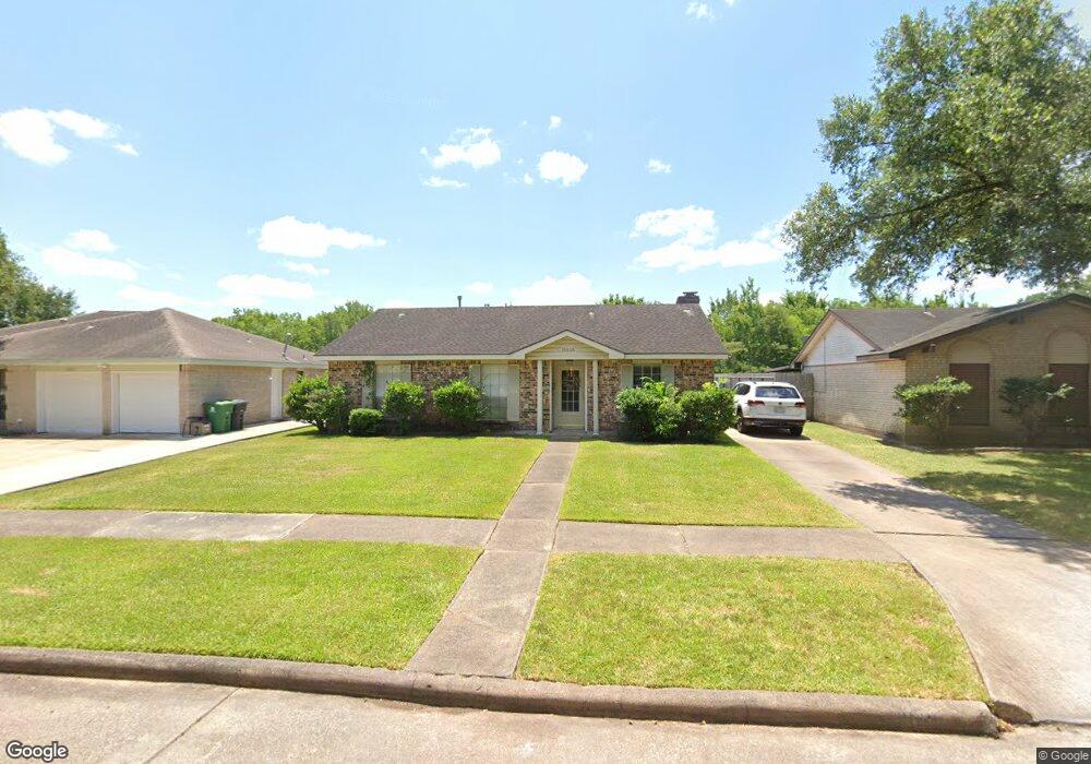 10030 Kirkglen Dr, Houston, TX 77089 - photo 1