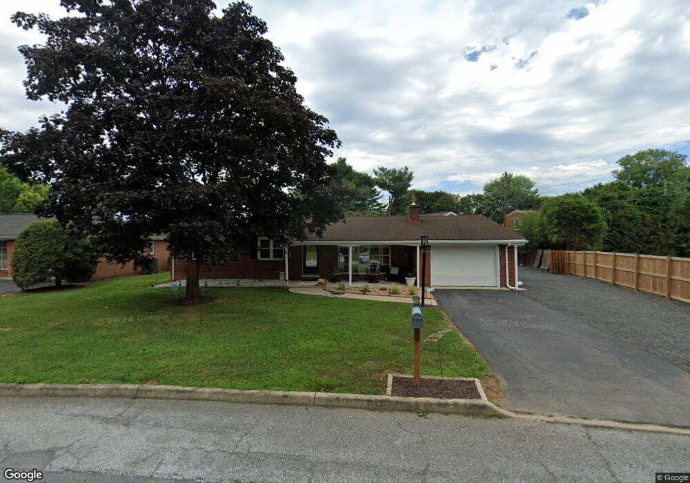 10728 van Lear Dr, Williamsport, MD 21795 - photo 1