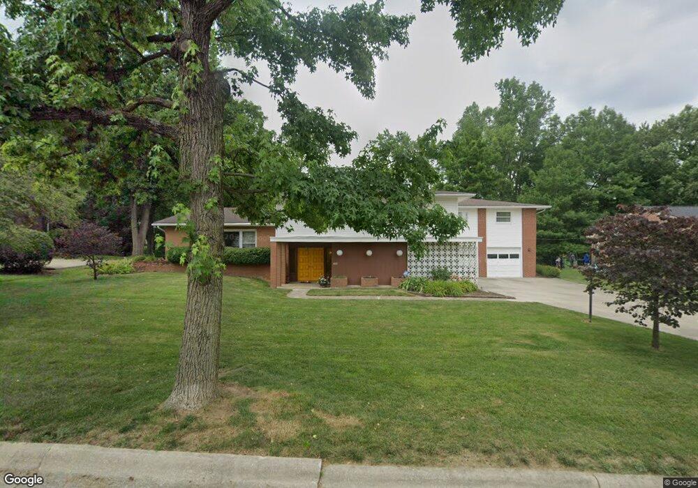 6112 Sedgwick Rd, Columbus, OH 43235 - photo 1