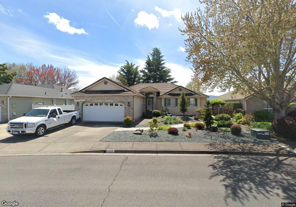 925 Amanda Way, Central Point, OR 97502 - photo 1