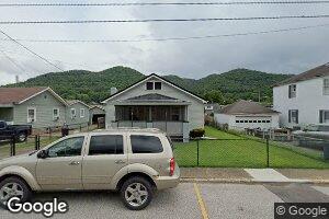 132 5th Ave, Glasgow, WV 25086