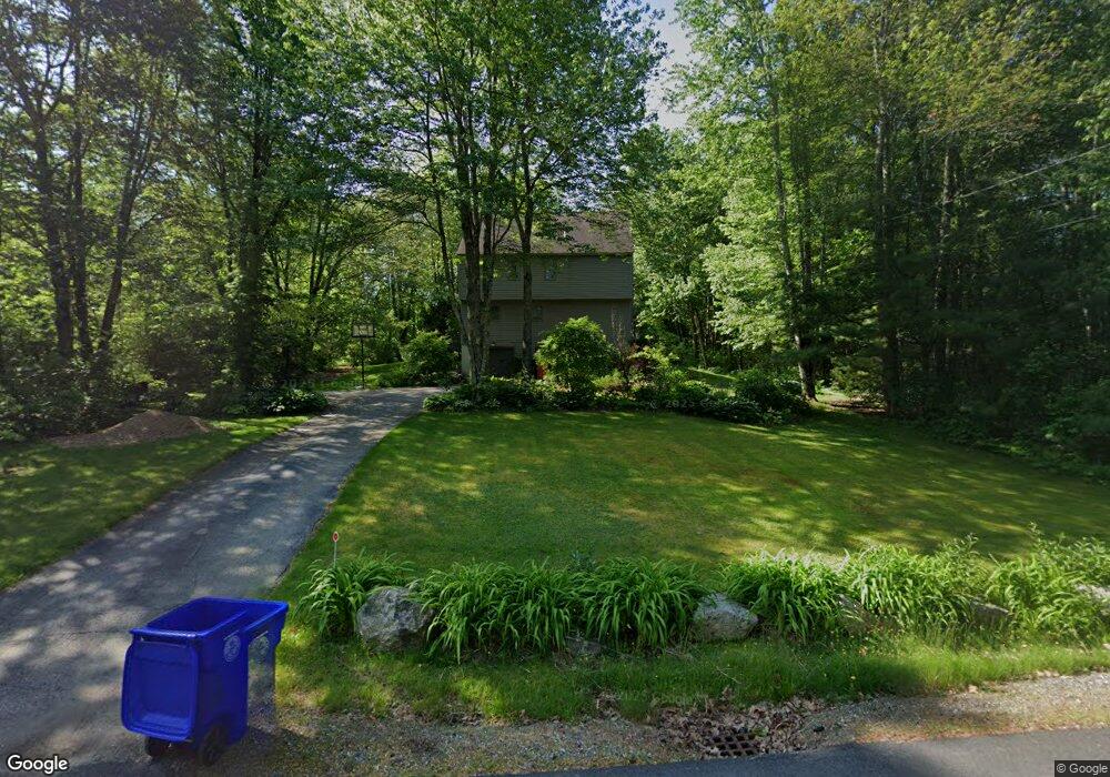 177 Wheel Wright Rd, Hampstead, NH 03841 - photo 1