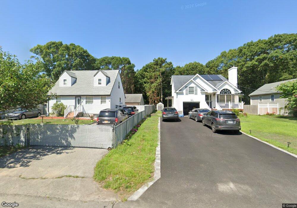 22 Johns Neck Rd, Shirley, NY 11967 - photo 1