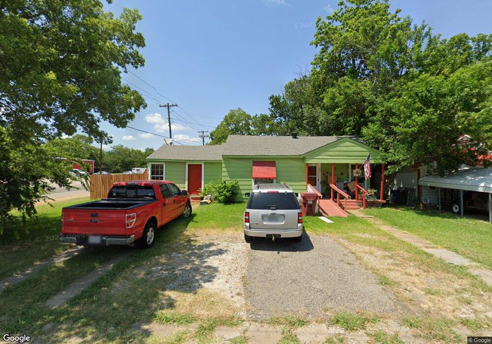 201 Graham Ave, Bonham, TX 75418 - photo 1
