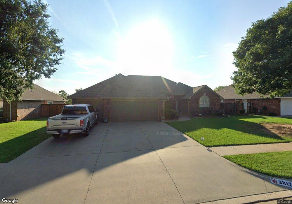 2817 Stonebridge Ct, Norman, OK 73071 - photo 1