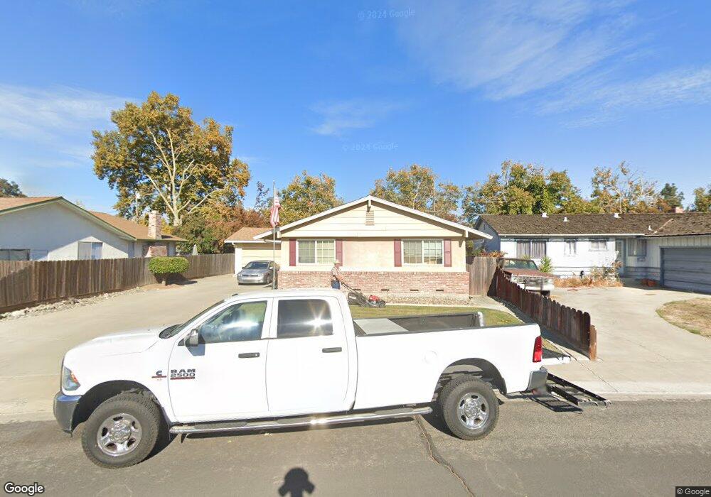 1055 Tenaya Ct, Manteca, CA 95337 - photo 1