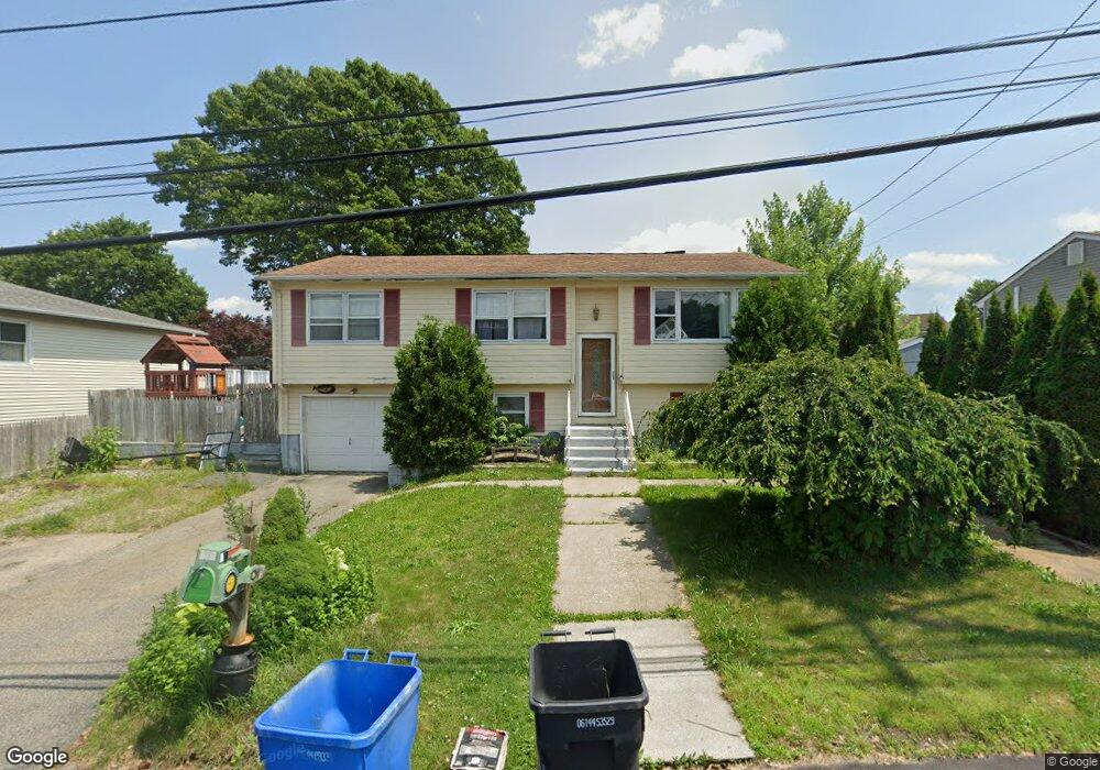 262 Macklin St, Cranston, RI 02920 - photo 1