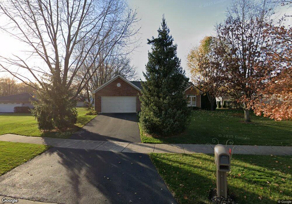 135 Winifred Dr, Aurora, IL 60506 - photo 1