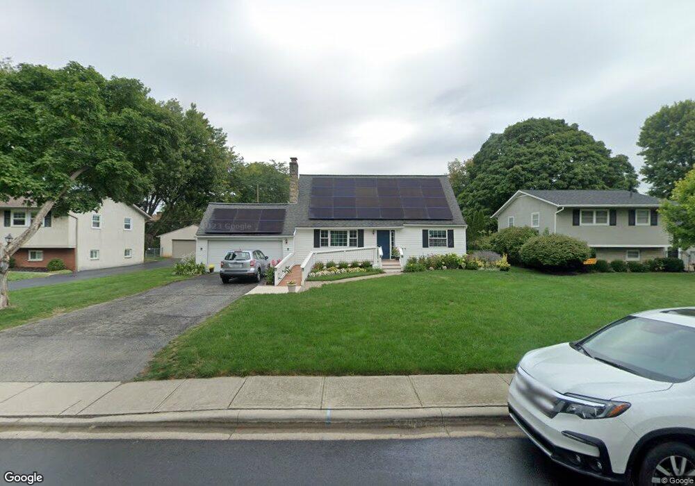 1444 Northam Rd, Columbus, OH 43221 - photo 1