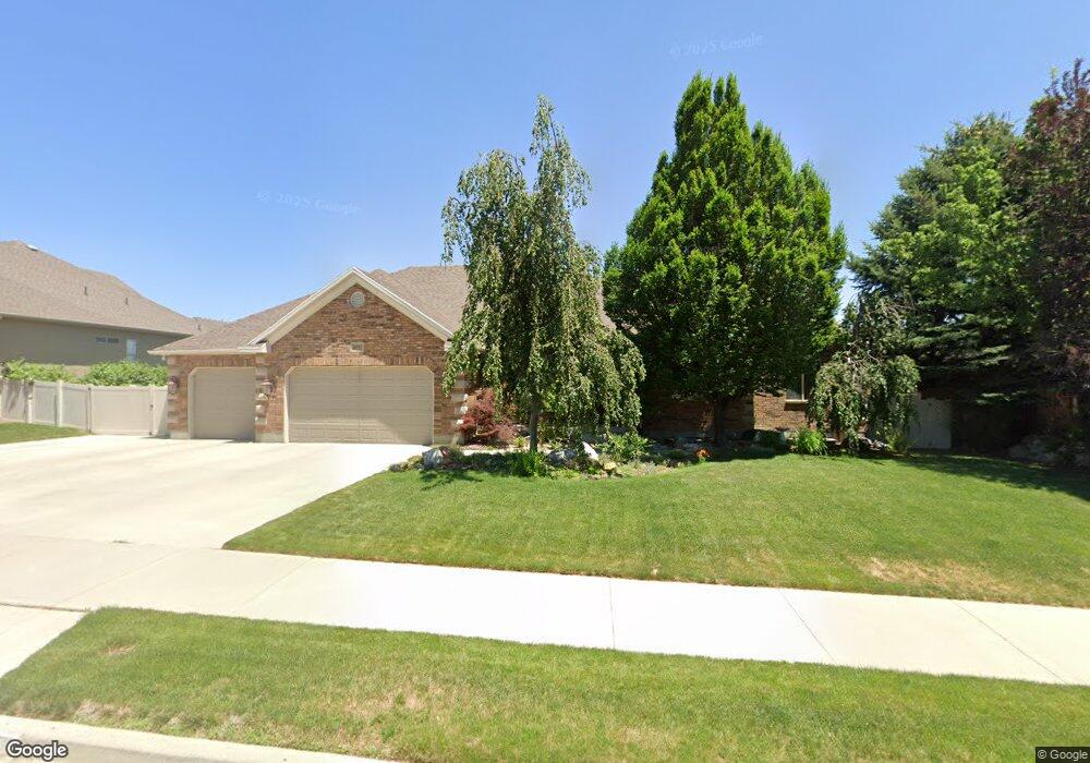 10771 Logan Canyon Rd, South Jordan, UT 84095 - photo 1