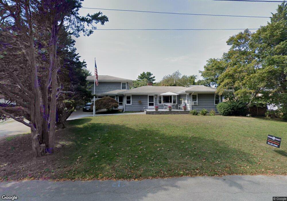 162 King Phillip St, Portsmouth, RI 02871 - photo 1