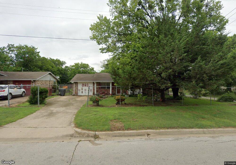 321 11th Ave NE, Ardmore, OK 73401 - photo 1