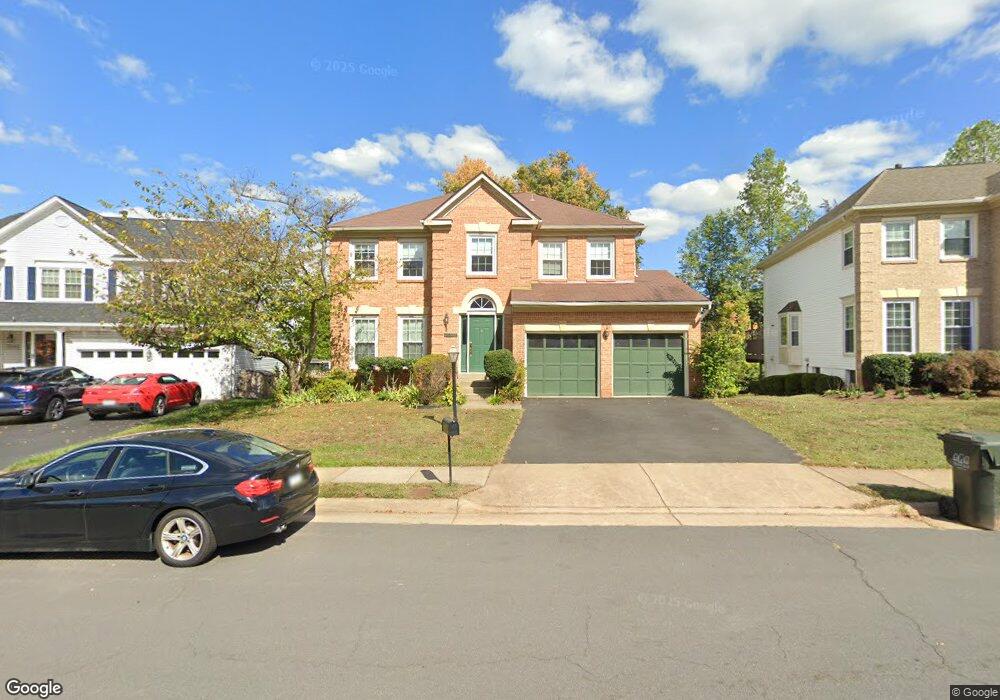 3531 Armfield Farm Dr, Chantilly, VA 20151 - photo 1