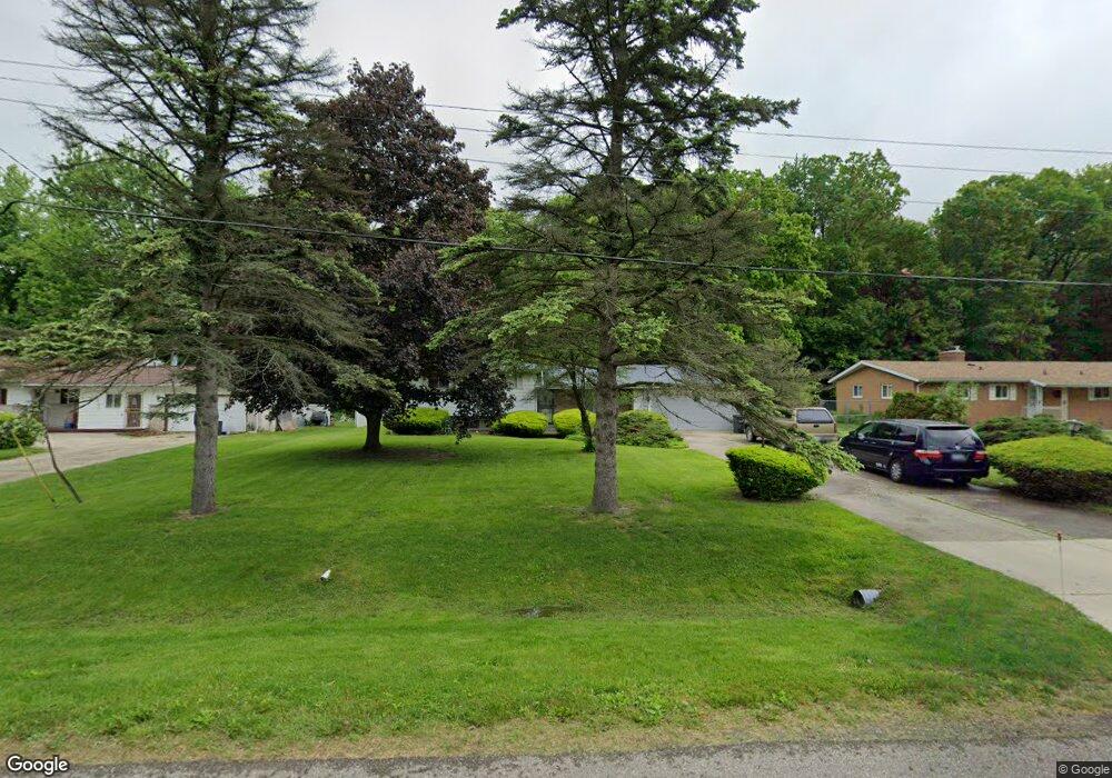 3252 Martharose Ct, Flint, MI 48504 - photo 1