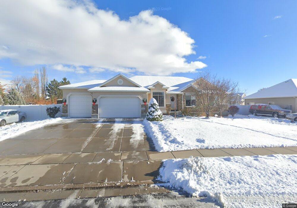 2622 N 2710 W, Clearfield, UT 84015 - photo 1