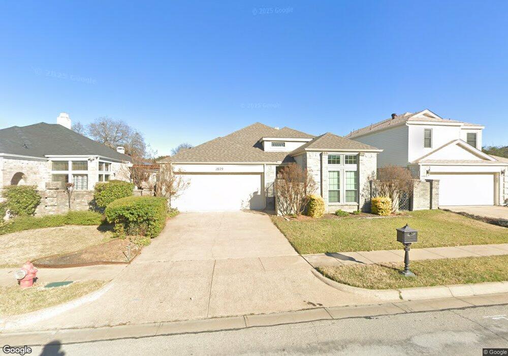 1929 Realistic Dr, Bedford, TX 76021 - photo 1