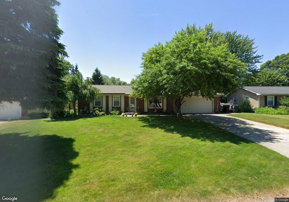 2551 Appleton Dr NE, Grand Rapids, MI 49525 - photo 1