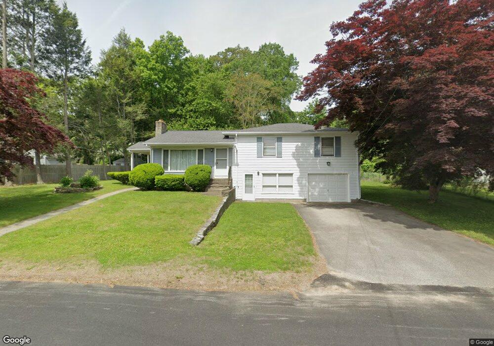 9 Fairview Dr, Greenville, RI 02828 - photo 1