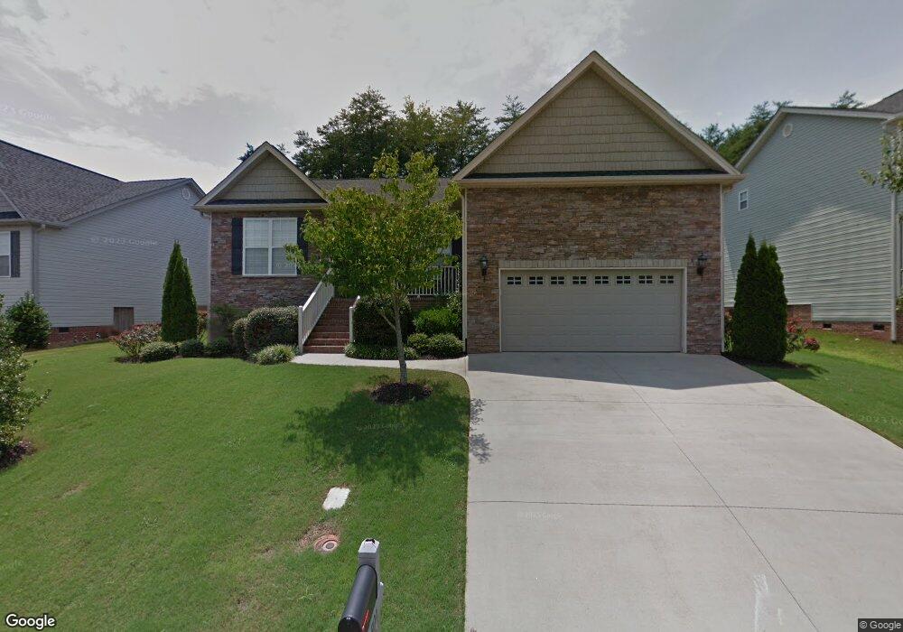 501 Summitbluff Dr, Greenville, SC 29617 - photo 1