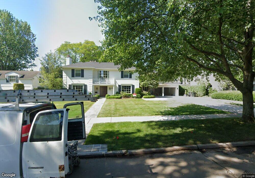 71 Stephens Rd, Grosse Pointe Farms, MI 48236 - photo 1