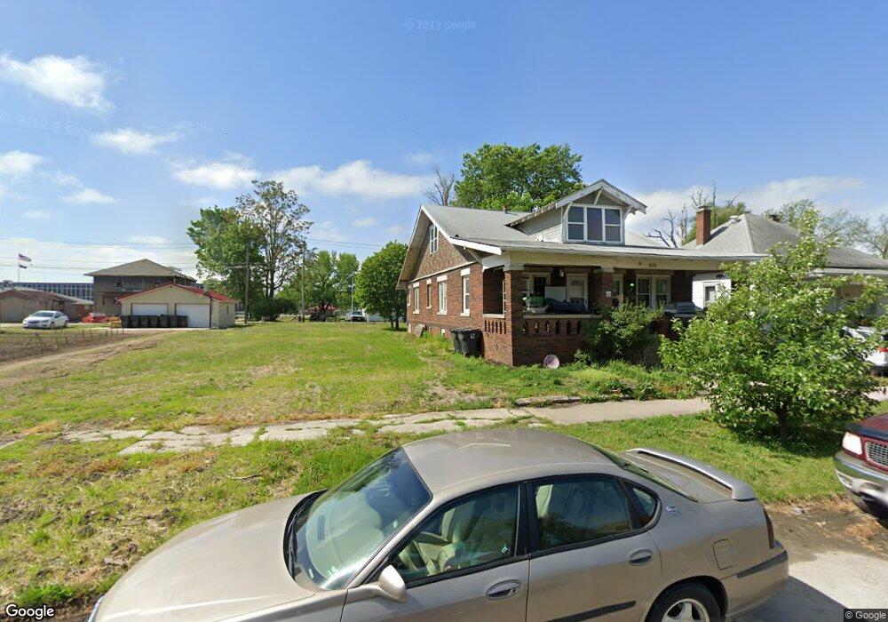 620 W Coates St, Moberly, MO 65270 - photo 1