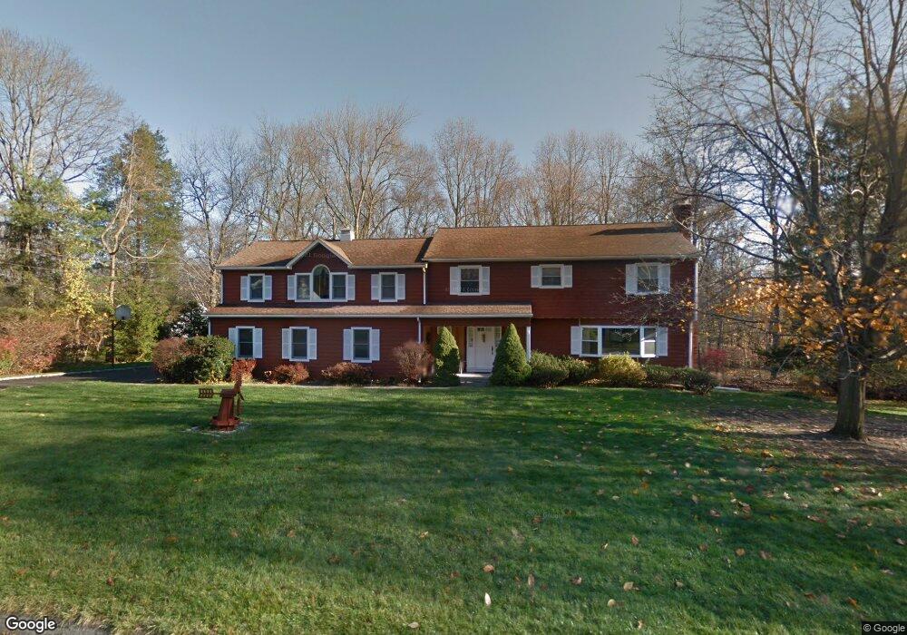 9 Tommys Ln, Norwalk, CT 06850 - photo 1