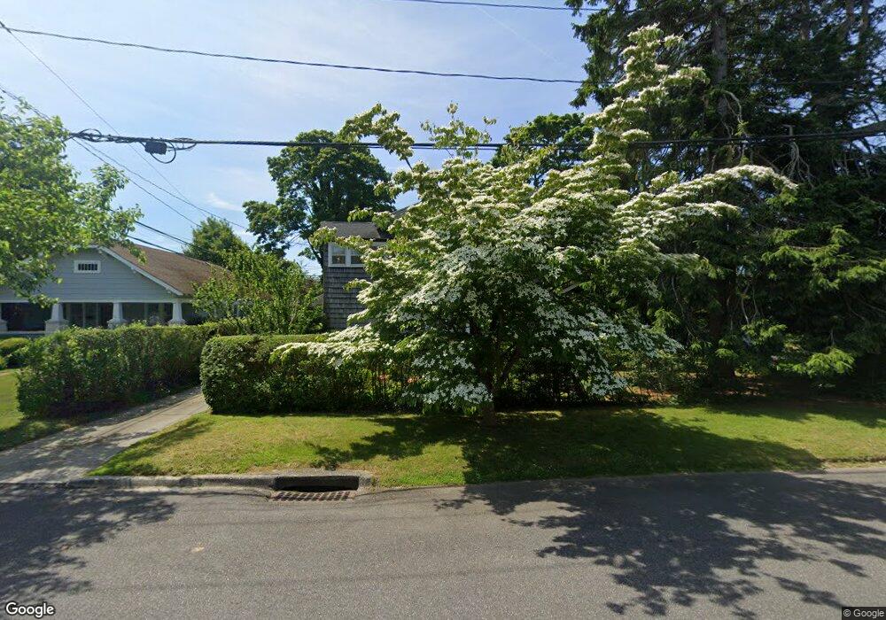 20 Elm St, Sayville, NY 11782 - photo 1