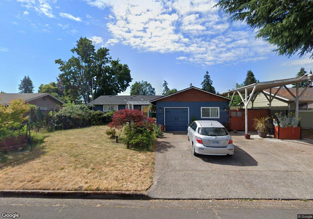 1467 W Fairview Dr, Springfield, OR 97477 - photo 1