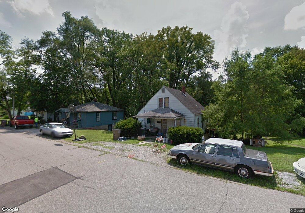 102 S Hinman St, Columbus, IN 47201 - photo 1