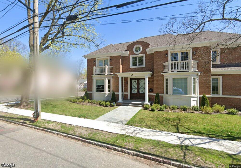 47 Forest Row, Great Neck, NY 11024 - photo 1