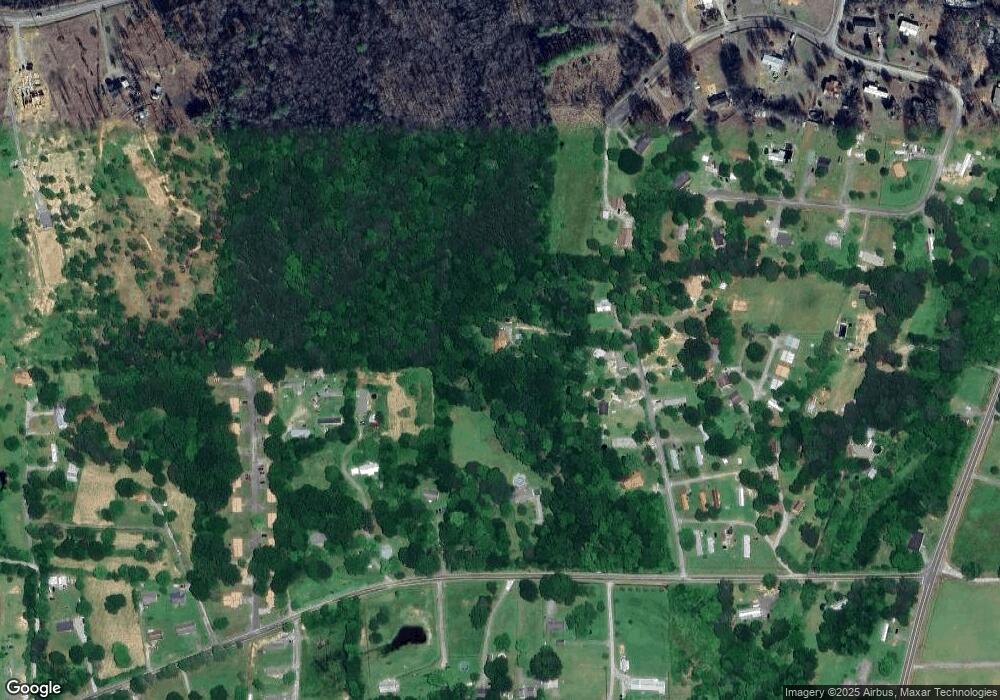 153 Charlotte Dr, Chatsworth, GA 30705 - photo 1