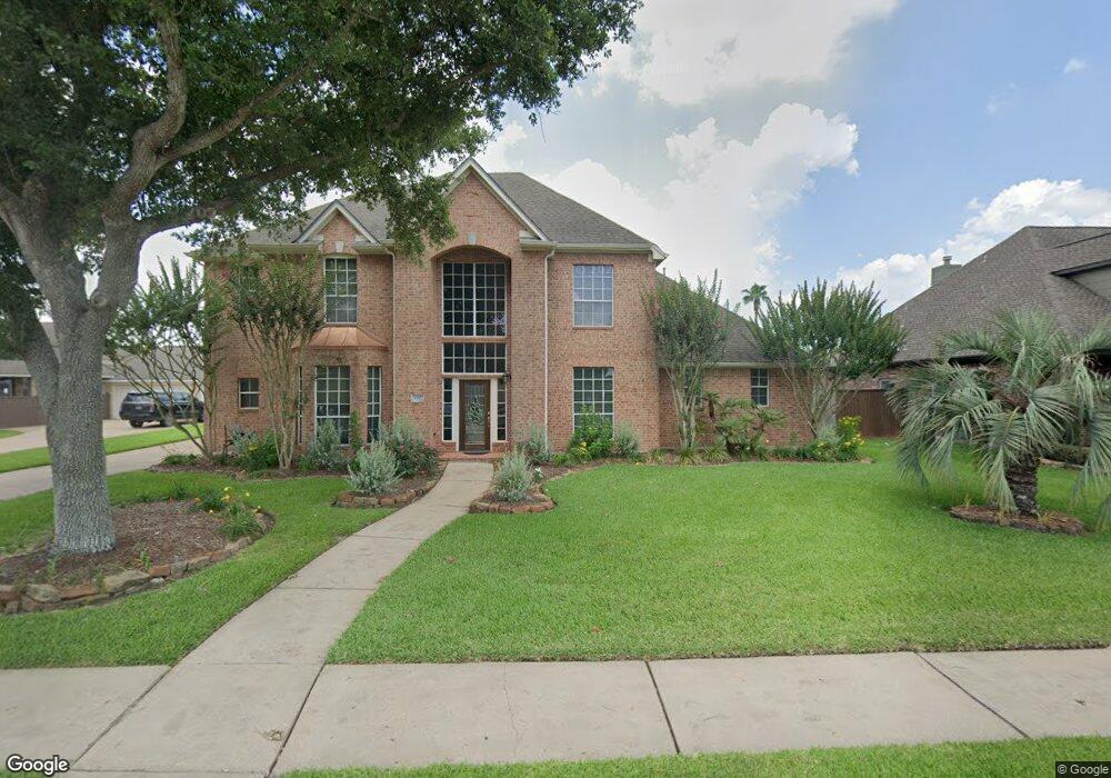 1917 Blue Quail Dr, Friendswood, TX 77546 - photo 1