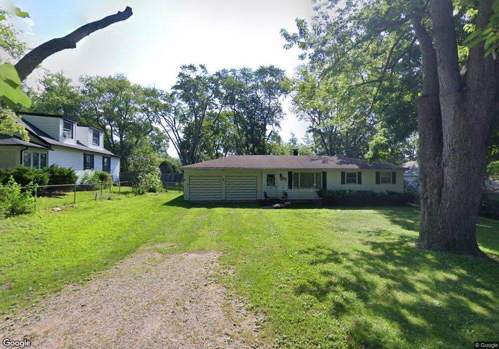 1555 Tanfield St, West Bloomfield, MI 48324 - photo 1