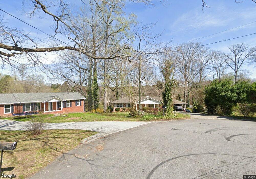 5995 Robin Hood Ln, Norcross, GA 30093 - photo 1