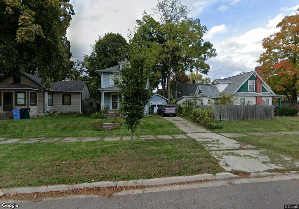 610 Smith Ave, Lansing, MI 48910 - photo 1
