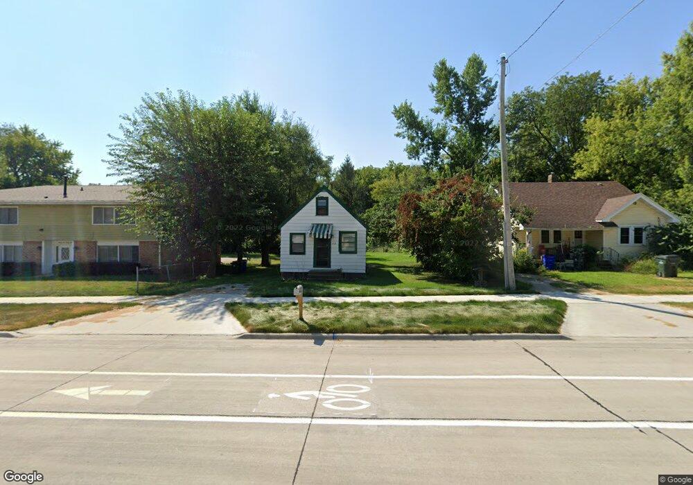 2637 O Ave NW, Cedar Rapids, IA 52405 - photo 1