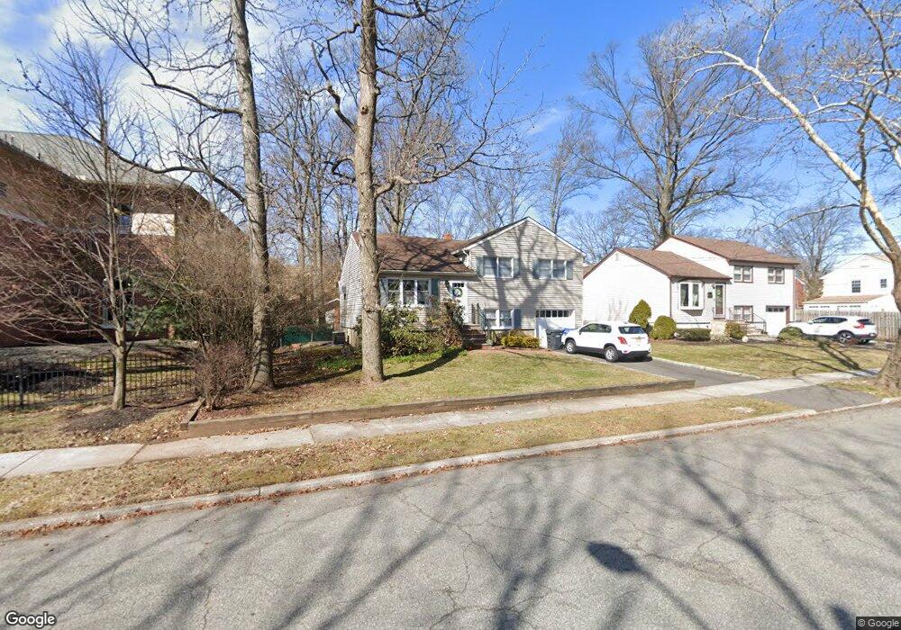 311 Rose St, Metuchen, NJ 08840 - photo 1