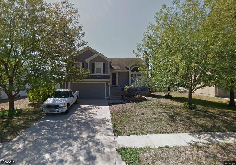 21217 W 51st Terrace, Shawnee, KS 66218 - photo 1