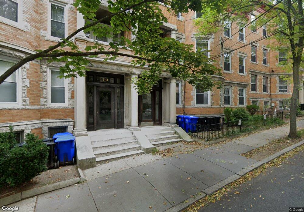 137 Fuller St unit 3, Brookline, MA 02446 - photo 1