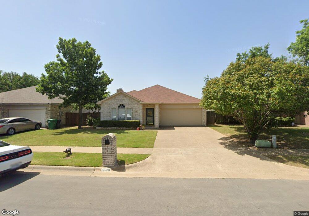 2320 Wildwood Ln, Denton, TX 76210 - photo 1