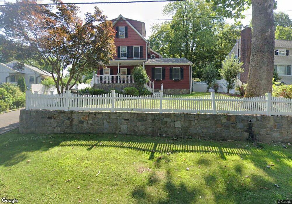 265 Hoyt St, Darien, CT 06820 - photo 1