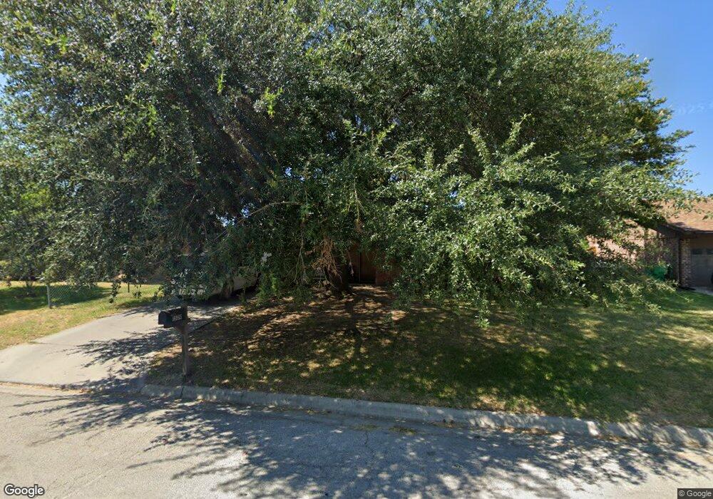 1509 Natalie Dr, Gainesville, TX 76240 - photo 1