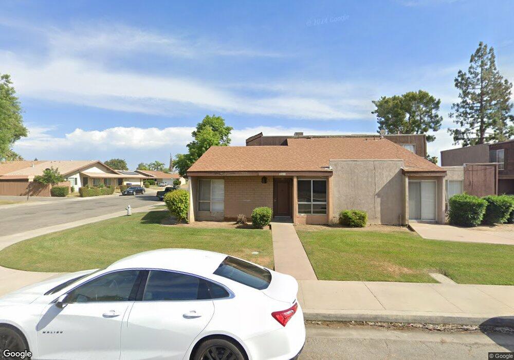 5900 Almendra Ave unit C, Bakersfield, CA 93309 - photo 1