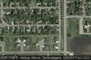 1305 W Birch Ave, Olivia, MN 56277
