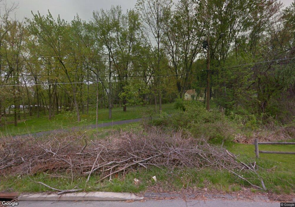 861 Dutchess Turnpike, Poughkeepsie, NY 12603 - photo 1