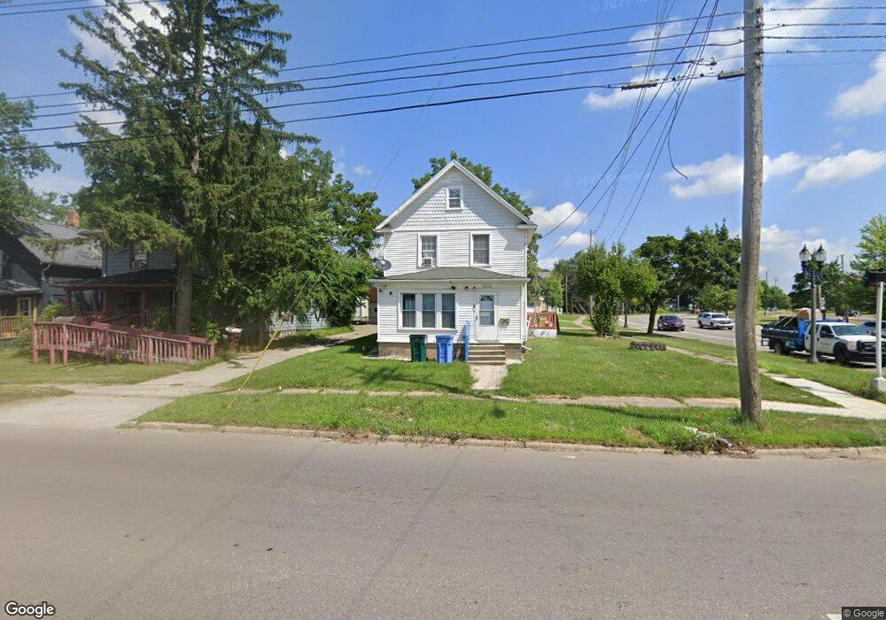 1302 W Saint Joseph St, Lansing, MI 48915 - photo 1