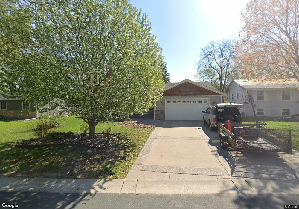 1530 Rainbow Ave, Maple Plain, MN 55359 - photo 1