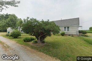 251 N Saint James St, Ipava, IL 61441